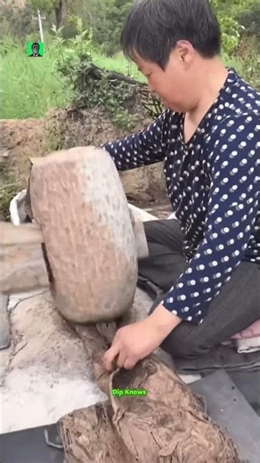 Oldest way to make Paper😱