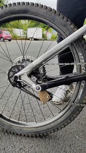 398K views · 136 reactions | What are your thoughts about gearbox bikes? ⚙️類 @kavenz.cycles has been working on their VHPG frame recently. This is their pre-production prototype. | Downhill Life | Facebook