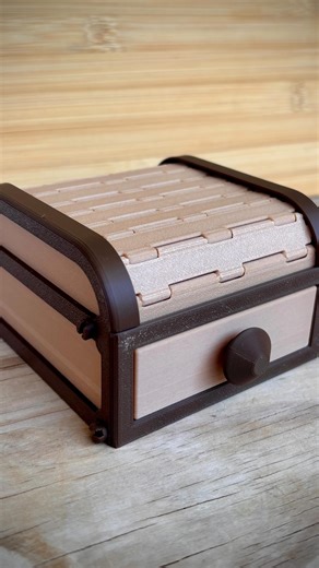 Matthew Ghost/ 3D Print, Design on Instagram: "Fully 3D-printable roll-top organizer ✨ No glue, no extra parts – just print, screw & slide. Perfect for your desk or hobbies. #3dprinting #makerworld #deskorganizer #rolltopbox #3dprint"