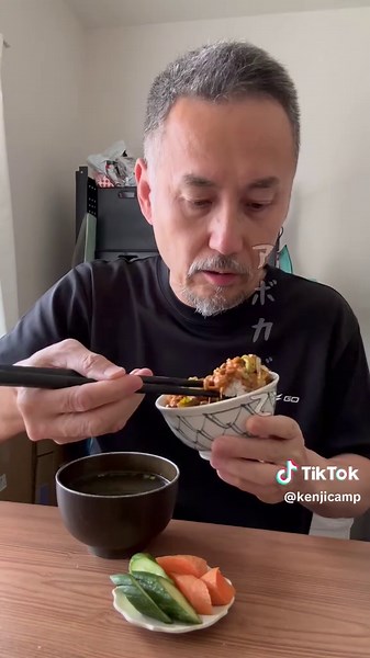 納豆キムチとアボカドの美味しい朝ごはんレシピ