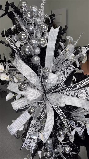 67K views · 1.7K reactions | When Christmas turns black tie glam  Classy, sassy, and a whole lotta sparkle! | Gal vs glue gun | Facebook