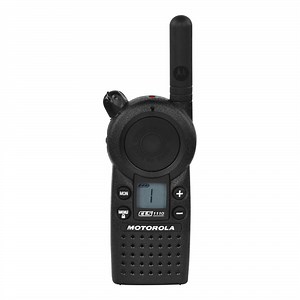 Motorola CLS Series Portable UHF Analog 1-Channel Two-Way Business Radio CLS1110 - 1W, 459.5- 469.5 MHz