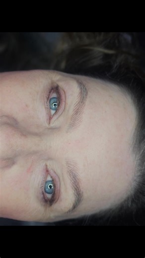 ✨ HyperRealism Nano Brows ✨ HyperRealism Nano is the gold standard of permanent cosmetics. This technique creates soft, hair-like strokes that heal beautifully and naturally — never harsh, never blocky. Why my clients love it: 🤍 Ultra-gentle on the skin 🤍 Minimal trauma = faster healing 🤍 Natural results you don’t have to “draw on” every day Saving just 10 minutes a day on makeup can add up to 90 hours a year ⏳ That’s time back for busy professionals, moms, glasses wearers, shaky hands, or an