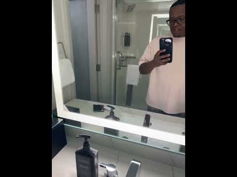 Last-Minute Hotel Stay | Random Hotel Adventure