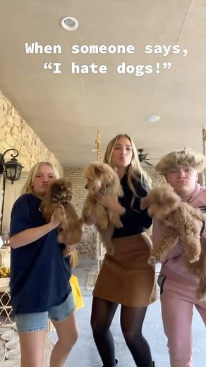 KennaDee Kay Haddock | How dare you!!! 🥺😡❤️🐶 #siblings #doglover #doghater | Instagram