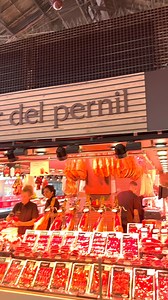 3.7K views · 480 reactions | TUDO QUE EU COMI NO MERCADO DE RUA EM BARCELONA  #mercado #feiraderua #barcelona | Reviews do Mustache | Facebook