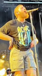 1.6K views · 410 reactions | This is beyond me omg  #celebrity #celebritynews Post Malone #amywinehouse Amy Winehouse | Sims Demetrius Matthew | Facebook