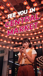 【香港最热闹的中环街市🔥 #美食 ➕ #娱乐，让人一去就不想离开~】 香港有这么多好玩的地方，你 #打卡 了哪些？位于市中心的中環街市 Central Market是游客必去的美食天堂📷，热闹非凡👀 这里有经典鸡蛋仔🥚、香喷喷鸡饭🐔、奶茶🧋、炸鸡🍗和甜品🍨等，让你吃到停不下来😍 快把中环街市列入你的香港旅行清单，绝对不会让你失望🫵 ⭐️中环街市详情 📅每天 🕦10:00am - 10:00pm #旅行 #香港 #中环街市 #中环旅游 #美食 #美食推荐 #街市 #旅游 #中環街市 #香港美食 #旅遊必去 #食在香港 #CentralMarketHK #HongKongFood #TravelMustVisit #CulinaryJourneyInHongKong #PlaygroundForAll #HelloHongKong #DiscoverHongKong #hongkongtravel | Travellution Singapore