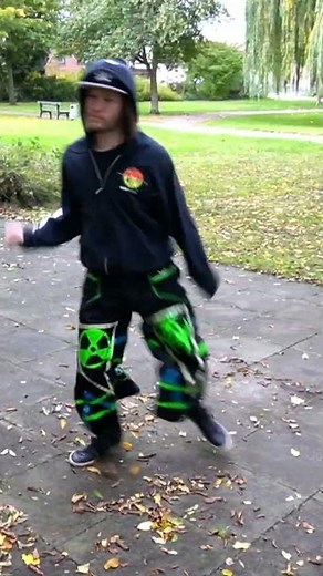 SMF - Hahaha (Hardstyle Shuffle) #shorts #hardstyleshuffle #shuffledance