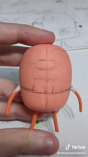 Hop Pop Tutorial: DIY Biscuit Crafting from 'Amphibia'