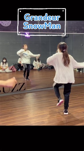 Grandeurでの感動的なダンスパフォーマンス