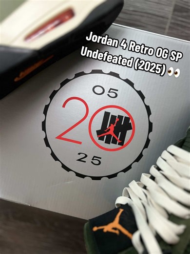 Jordan 4 Retro OG SP Undefeated (2025) 👀 #sneakers #sneakerhead #sneakeraddict #shoeschallenge #sneakercollection