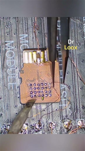 The latest method for recovering data from a destroyed SD card