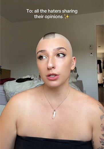 Embracing the Mohawk: Shaved Head Inspiration