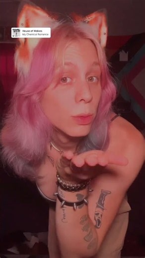 Sup gang #furry #lgbtq #queer