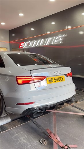🚗💥 Just wrapped up another customer’s project – this clean Audi RS3 came in for our Ecotune Stage 2 engine and gearbox tuning. Now it not only sounds incredible but also boasts some seriously strong power figures! 💪🔊 Our software on this platform comes with a range of features beyond the power boost, including a wastegate rattle patch, motorsport RPM limiter, enhanced overrun, stop/start removal, cold start removal, and more. Ready to unleash the full potential of your DAZA or DNWA? Trust us