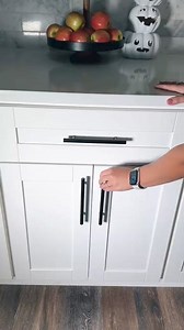 5.2M views · 36K reactions | Organizing pots and pans 懶 #asmr #organized #organizedkitchen #kitchencabinets #organizedhome #newhome #amazonfi | Carolyn Collins | Facebook