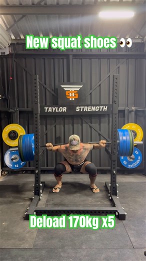 Thong squats deload 170kg x5 (couldn’t find my shoes FR) #thongs #4yp
