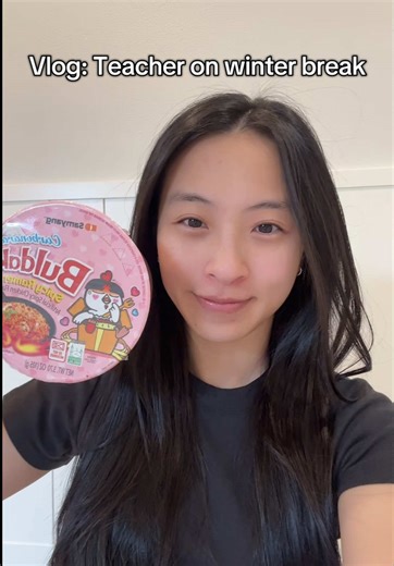 A day in my life as a teacher on winter break! We finally hit legs!😊 @Buldak @Alphalete #teacher #vlog #dayinmylife #gym #gymtok