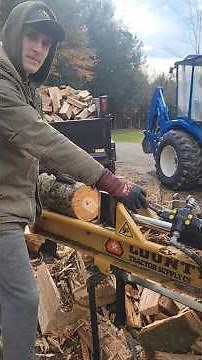 🔥 Firewood Splitting (Tractor Supply County Line Splitter!) 🪵