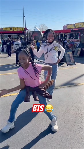 57. 😂😂😂 #tiktok #dance #trending