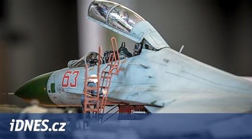 Letadla, lodě i bitevní scény. Plastikoví modeláři excelovali