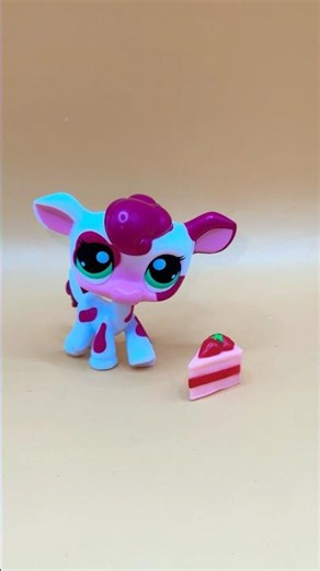 Strawberry cow so cute 🩷￼