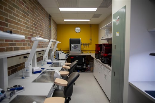 New digital dentistry center at University of Michigan makes dentures with simple scan
