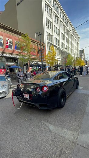 locospots (@locospots)’s videos with original sound - Noah 🦎