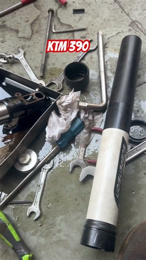 #KTM 390 Sakib opening and new Oil seal Install it #explorepage ￼