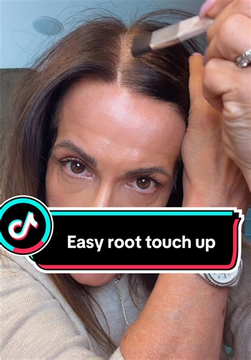 Quick Root Touch-Up for Grays in Seconds