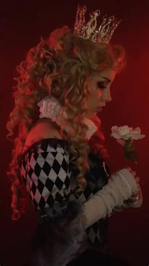 Alice would have quite the role to fill 👑❤️ #aliceinwonderland #queenofhearts