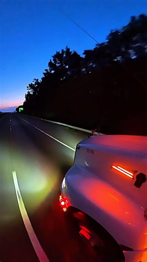 A Trucker’s Prayer 🙏 ❤️☑️. #trucker #prayer #truckerlife #amen #godsplan #nightfall | Wallington Ortiz Ortiz