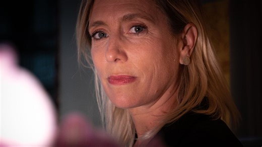 'J'aurais aimé que le politique puisse mieux protéger les enfants de l'inceste' confie la comédienne Andréa Bescond - RTBF Actus
