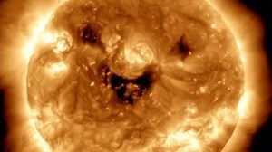 NASA snaps incredible ‘smiling’ sun pic