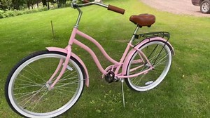 Beach Cruiser Bike, Single Speed Urban Commuter Bicycle with Adjustable Seat and Handlebar, with Rear Basket