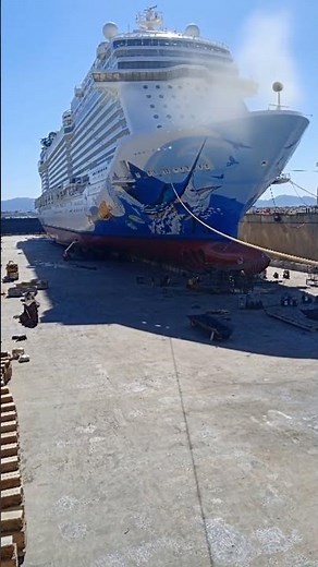 Norwegian escape on dry dock in France 🇫🇷 lucían vibes tv #loop #travel