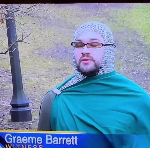 Those necromancer spells do use an awful lot of glitter. ##cospaly##liveatfive##newsworthy