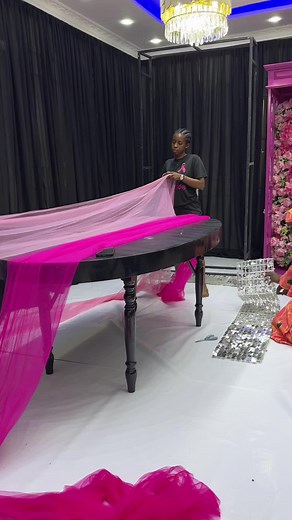 Esteron Training Institute: Events Management, Balloon Styling, Flora Arrangement