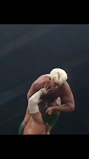 #wrestlingcommunity #prowrestlingtok #prowrestling #prowrestlingtok #nitro