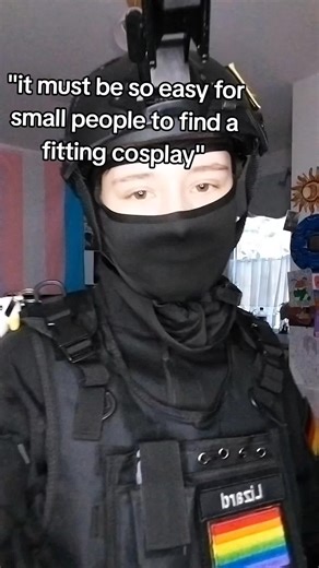 bro, if it would be a little bit longer it would my a DRESS FOR ME #callofdutywarzone #tacticalcosplay #cosplayer #callofduty #masktok