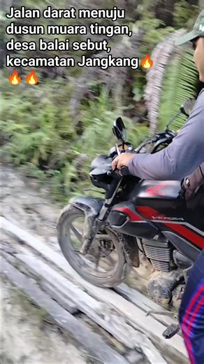 Mudah2an Tahun 2026 ini jadi bantuan angaran yang dijanjikan kan... Tuk tahun 2026 ini katanya akan dikerjakan. 😊🙏 #kecamatan_jangkang #desa_balai_sebut #dusun_muara_tingan @sorotan | Padelis Kaha
