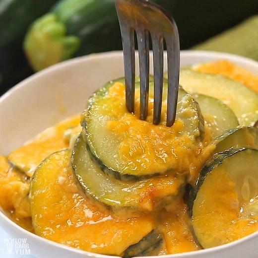 2M views | Easy and cheesy zucchini gratin makes any meal special! (By Low Carb Yum) Full printable recipe: https://lowcarbyum.com/zucchini-gratin-recipe/ | Keto Diet Channel | Facebook
