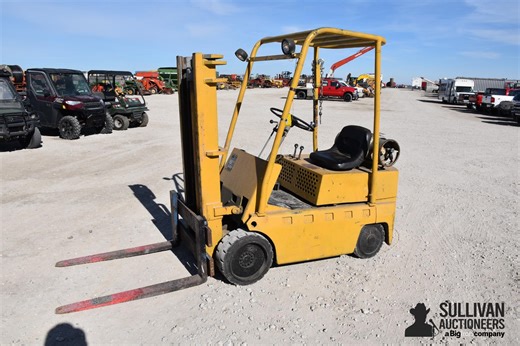 Baker FJD-40 LP Forklift | Agriculture
