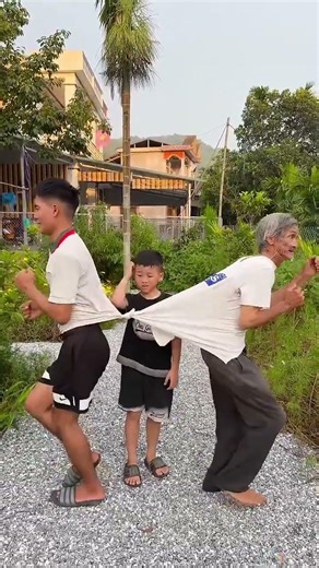 Survival Skills: SMART idea and USEFUL with single mom #bushcraft #camping#outdoors