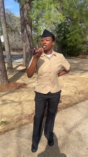 How you say Graduated in Spanish? #GRADUATION #navyaschool #militok #fyp #trending