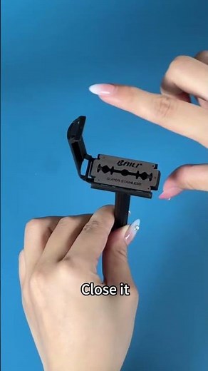 Plastic Disposable Men's Razor