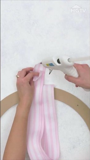 How to Make an Easter Egg Wreath! 🐣✨ #howto #easter