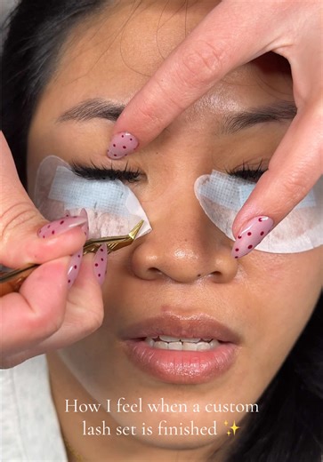 There’s truly no better feeling than a fully customized lash set 🤍✨ For her set, we used LC curl for the spikes and C curl for the base fans to ensure her lashes stay visible, lifted, and balanced. With monolid eye shapes, customization is everything. The wrong curl can hide spikes and lose definition. The right mapping and curls enhance the eye beautifully without overpowering it. This is why every set at Sanna Lash is tailored to you 🤍#CapCut