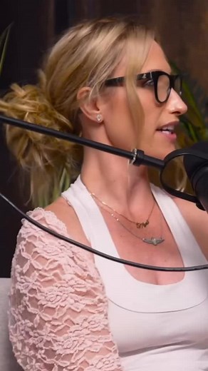 15 reactions · 22 comments | “Zip coding” is the newest dating trend — and honestly, it’s giving lazy.  Like… you can’t drive out of your zip code for love? Babe, that’s not dating, that’s door-dashing your soulmate.  #DatingTrends #ModernLove #LazyDating #ZipCodeRomance #ArizonaSingles | Lyndsie Crawford | Facebook